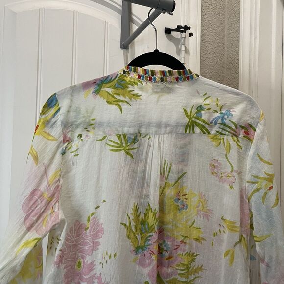 Magazine Floral Sheer Boho Embroidered V Neck Blouse Top Size L Roll Tab Sleeve - Picture 9 of 11